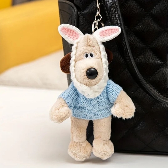 Keychain‼️ (3/$25) - Picture 1 of 4